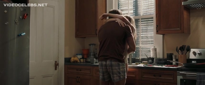 Dakota Johnson sexy – Wounds (2019)