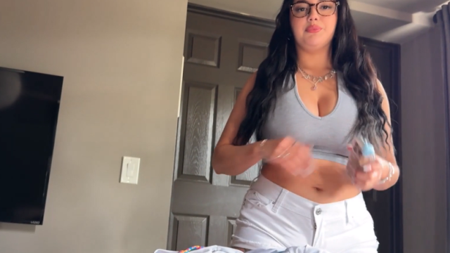 Familytherapyxxx – Nika Venom – How to Relax on Vacation