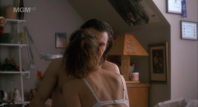 Marisa Tomei nude – Untamed Heart (1993)