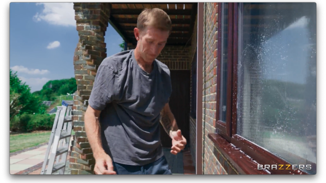 Scarlett Starr  The Window Wanker