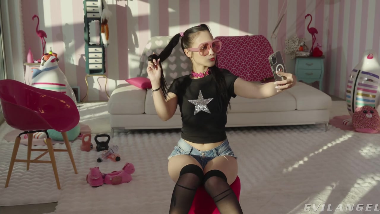 Kitana Lure – EvilAngel 25 10 03 Kitana Lure And Alice Hernandez  720p